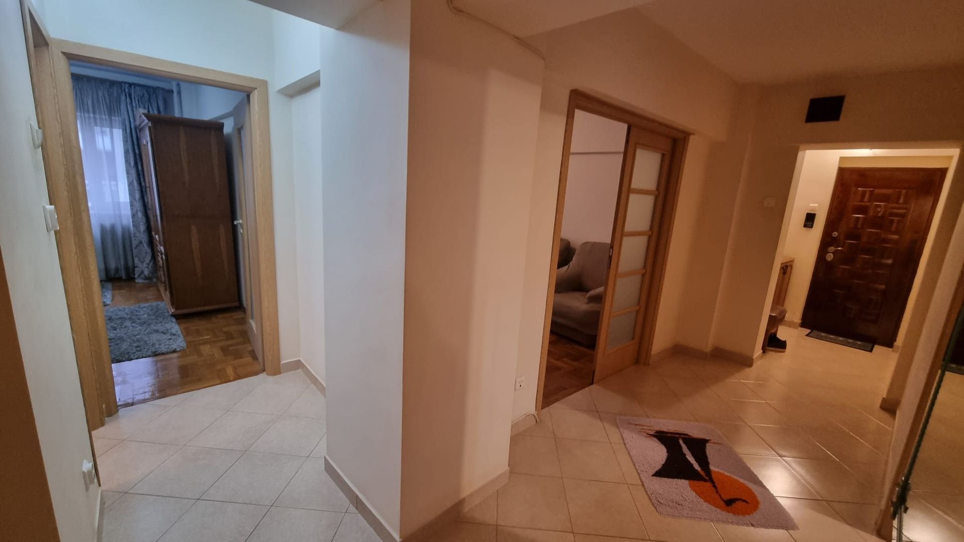 Apartament 3 camere, zona ultracentrala - Poză 8