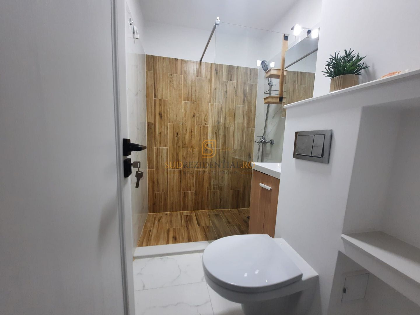 Garsoniera mobilata si utilata modern, Aparatorii Patriei, Sector 4 - Poză 25