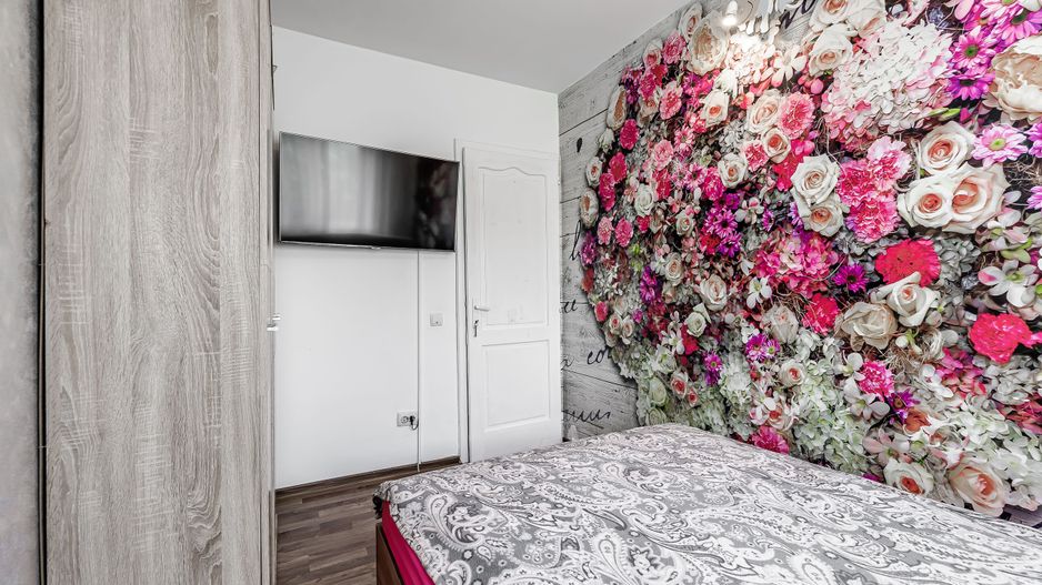 Apartament 3 camere luminos Aurel Vlaicu str Fluturilor - Poză 3