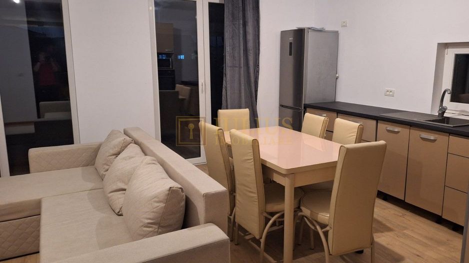 1/2 duplex spatios , spatiu verde generos, locuri de parcare-Mosnita - Poză 3