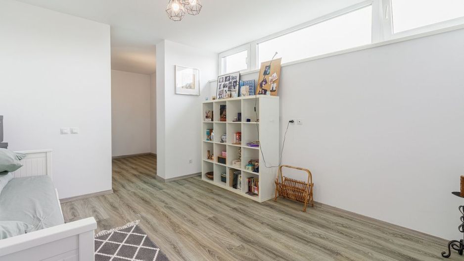 Casa in stil mediteranean cu teren generos - Poză 15