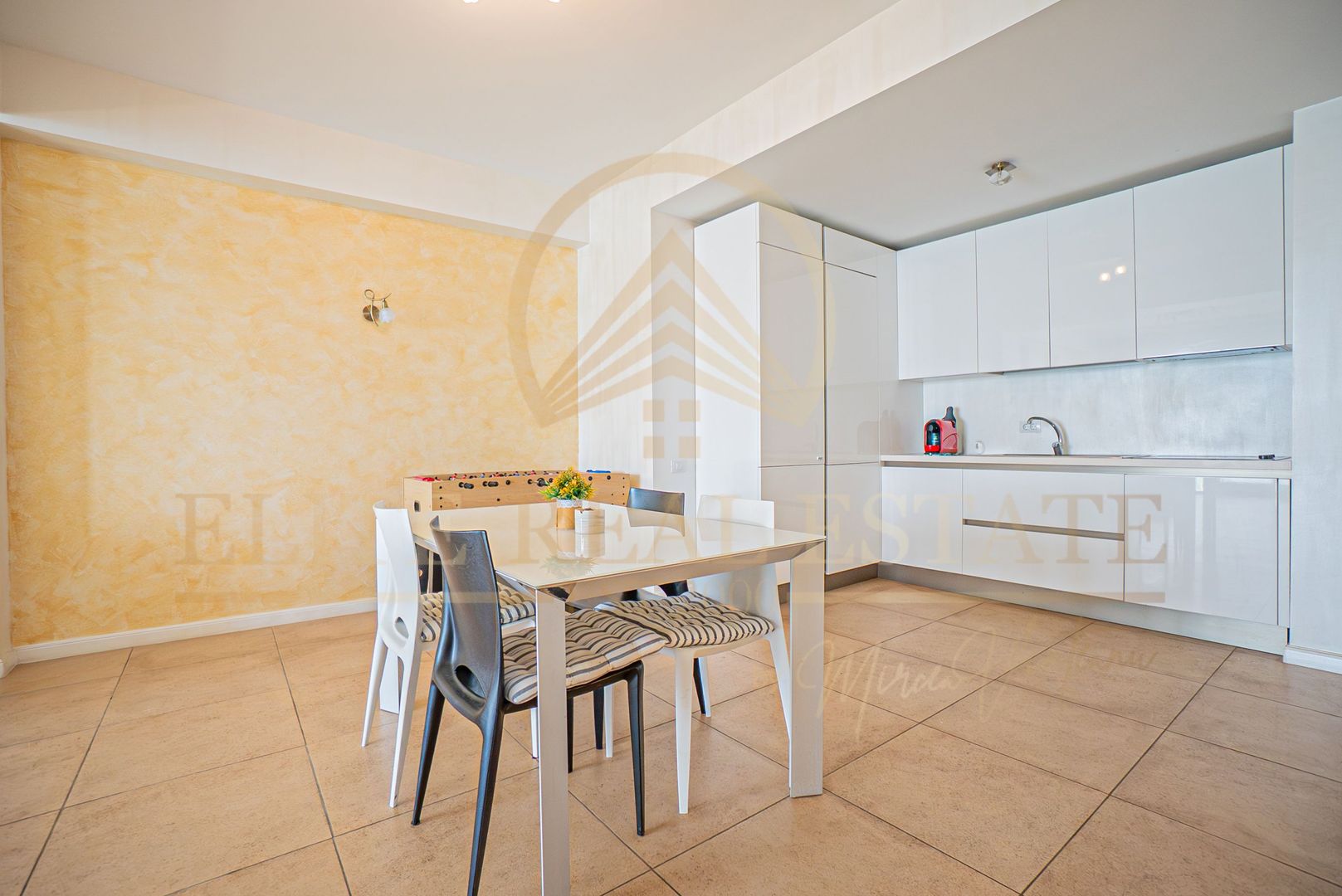 Apartament 2 camere, vedere frontală lac, in Statiunea  Mamaia, - Poză 5