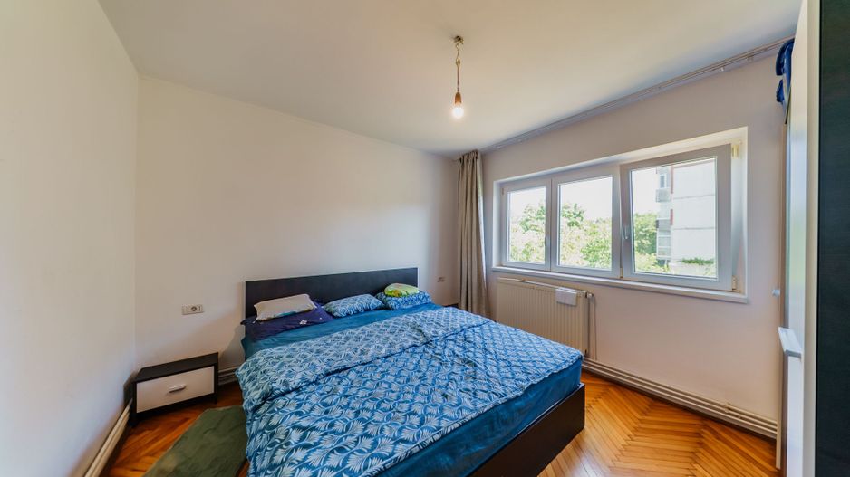 Apartament 2 camere, zona 300, decomandat, etaj 1 - Poză 7