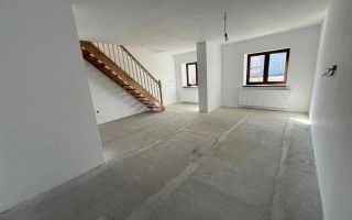 Casa Predare la Cheie | 3 camere | Curte 120 MP - Poză 1