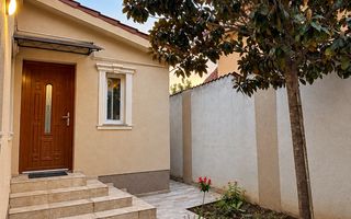 CASĂ CU 2 CAMERE | CURTE PROPRIE | CENTRAL ORADEA - Poză 1