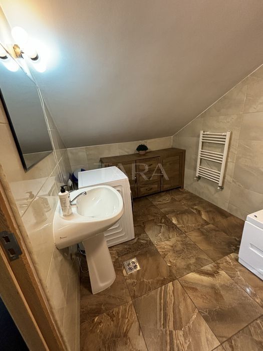 Apartament 3 Camere Semidecomandat în Florești - Poză 8