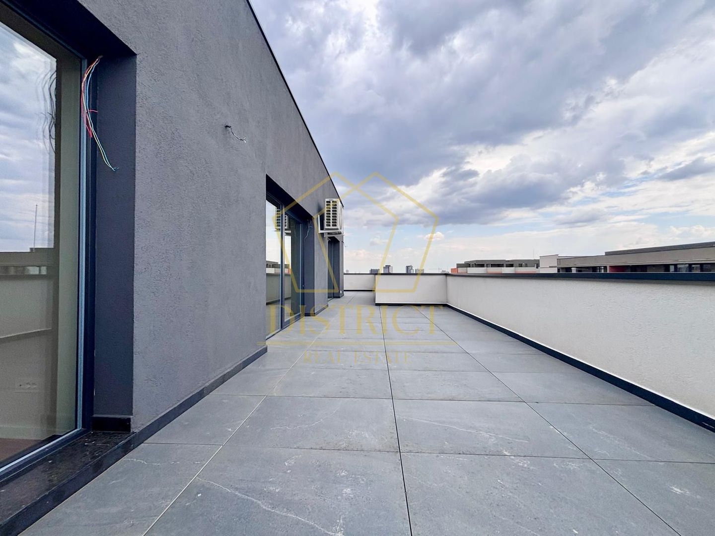 Penthouse deosebit cu 3 camere si terasa de 119mp | Torontalului - Poză 7