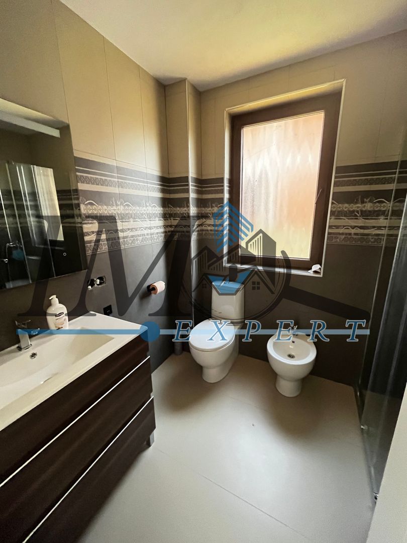 Casa semi finalizată de vânzare in Lancram - Poză 8