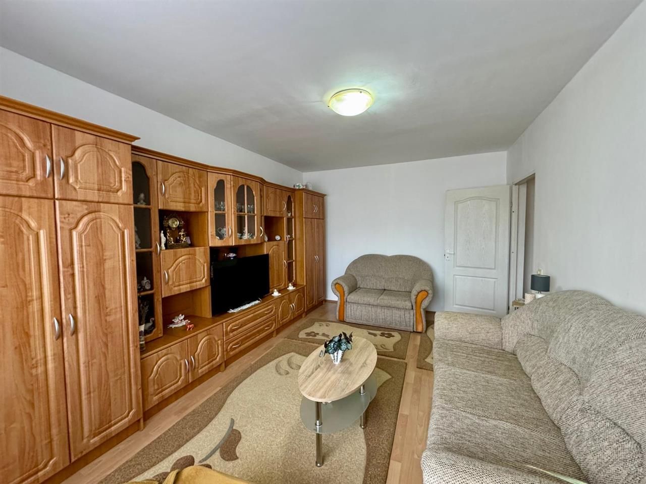 Decomandat, 2 bai, balcon, pivnita, Ungheni, Mures - Poză 9