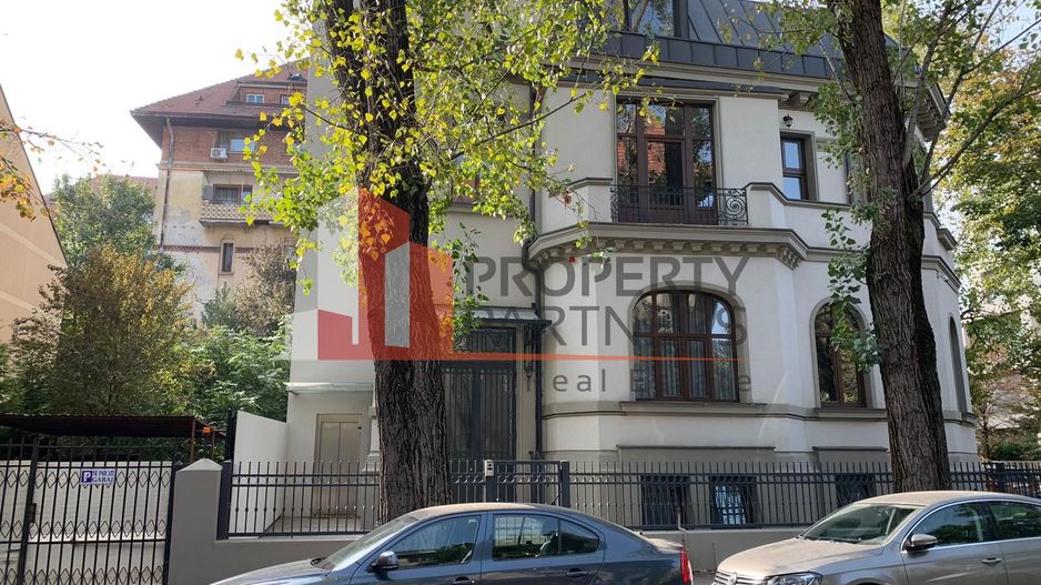 Vila superba de vanzare in zona Dorobanti - Poză 2