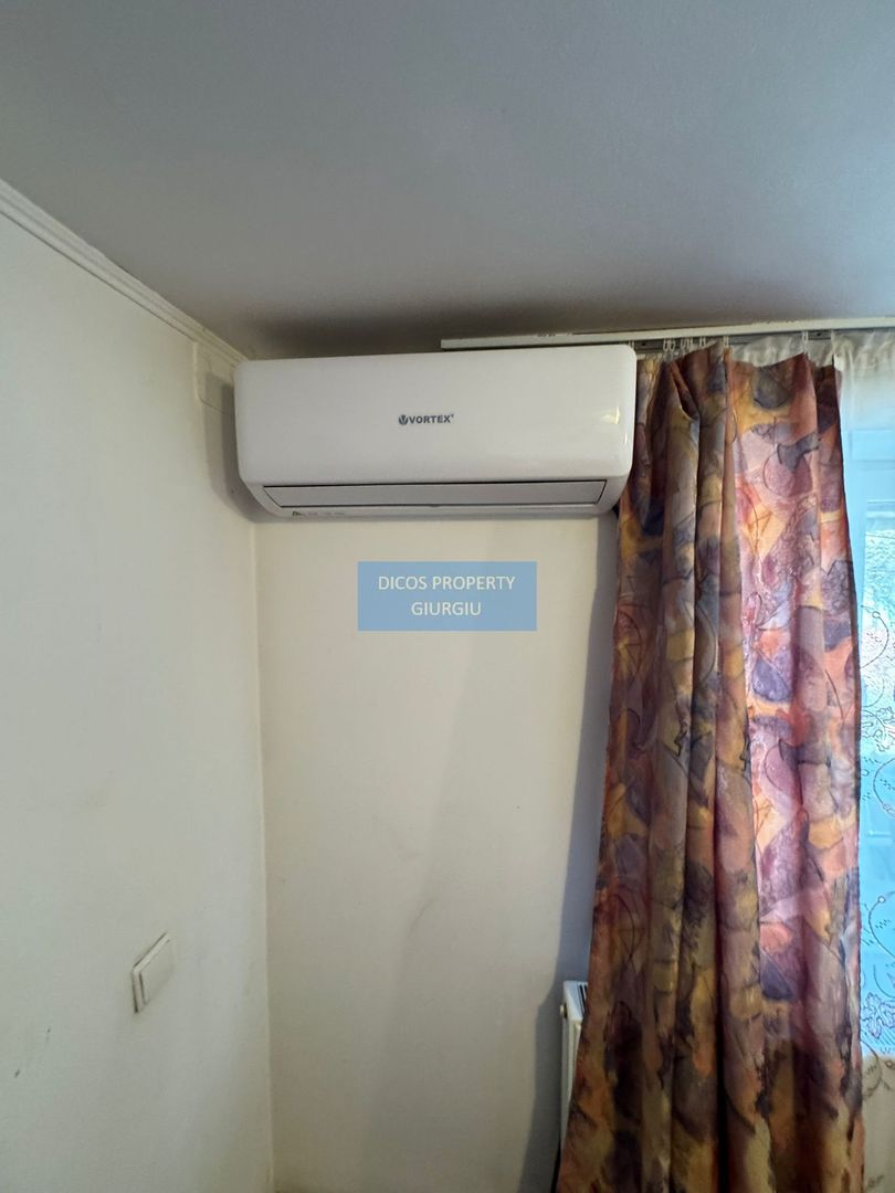 De Vânzare - Casă, Strada Griviței - Poză 3