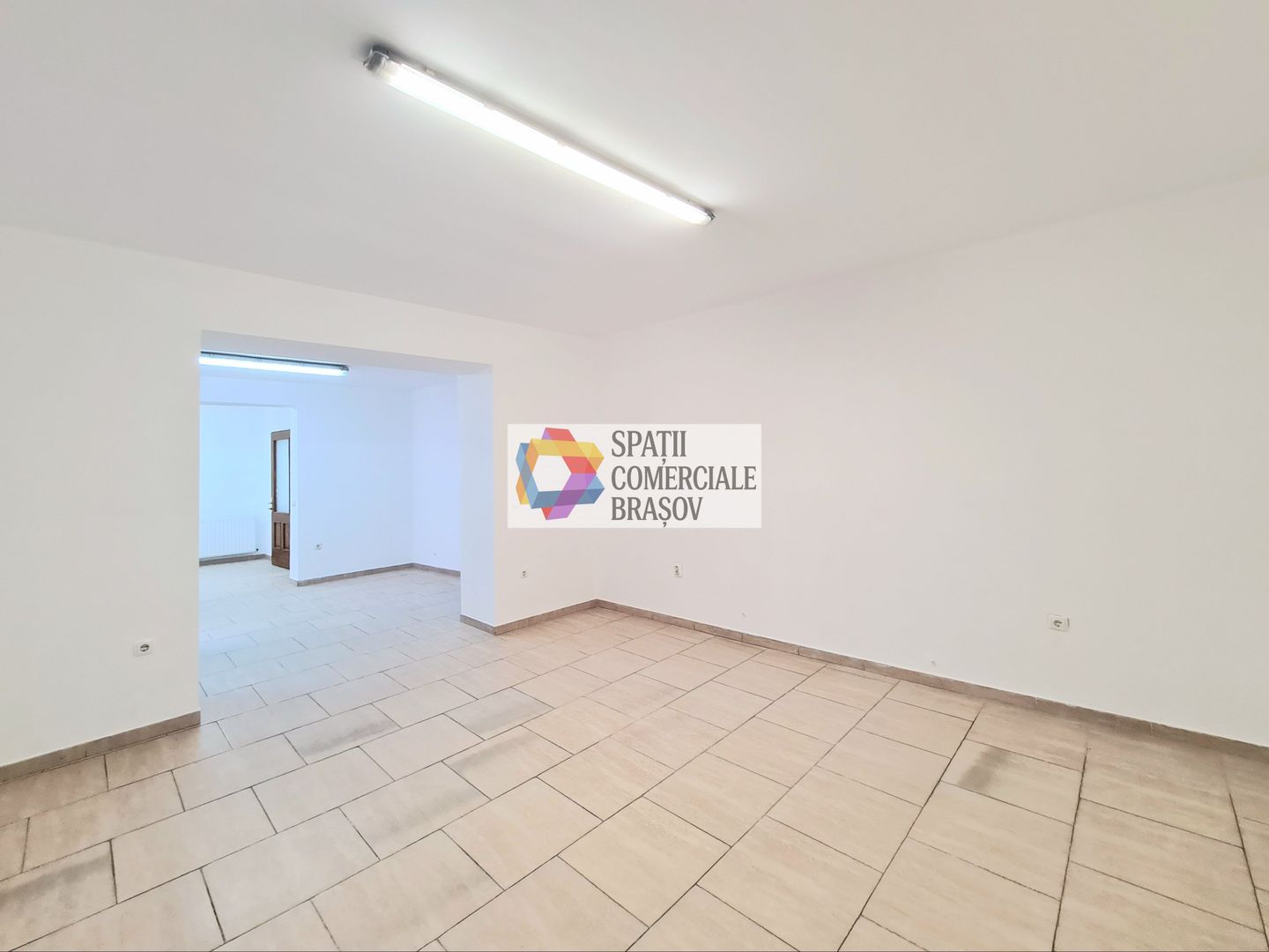 Spatiu închiriere Brasov, Republicii gang - 50 mp  # spatii-comerciale-brasov.ro - Poză 1