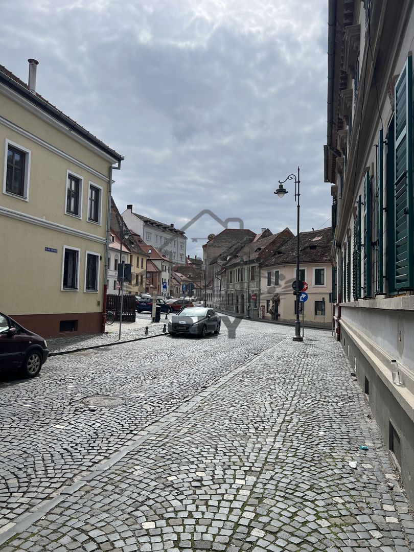 Ultracentral,4 camere , baie , bucătărie , terasă - Poză 20