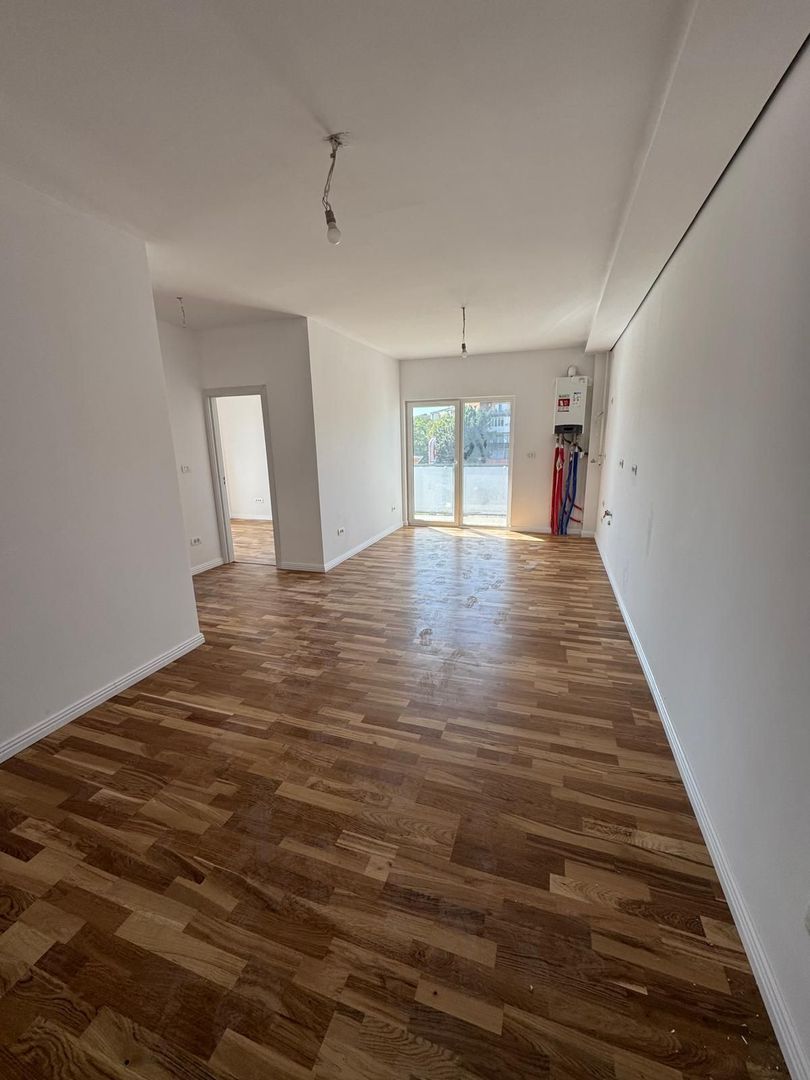 De vânzare apartament 3 camere Open Space Micalaca Arad, Bloc Nou. - Poză 3