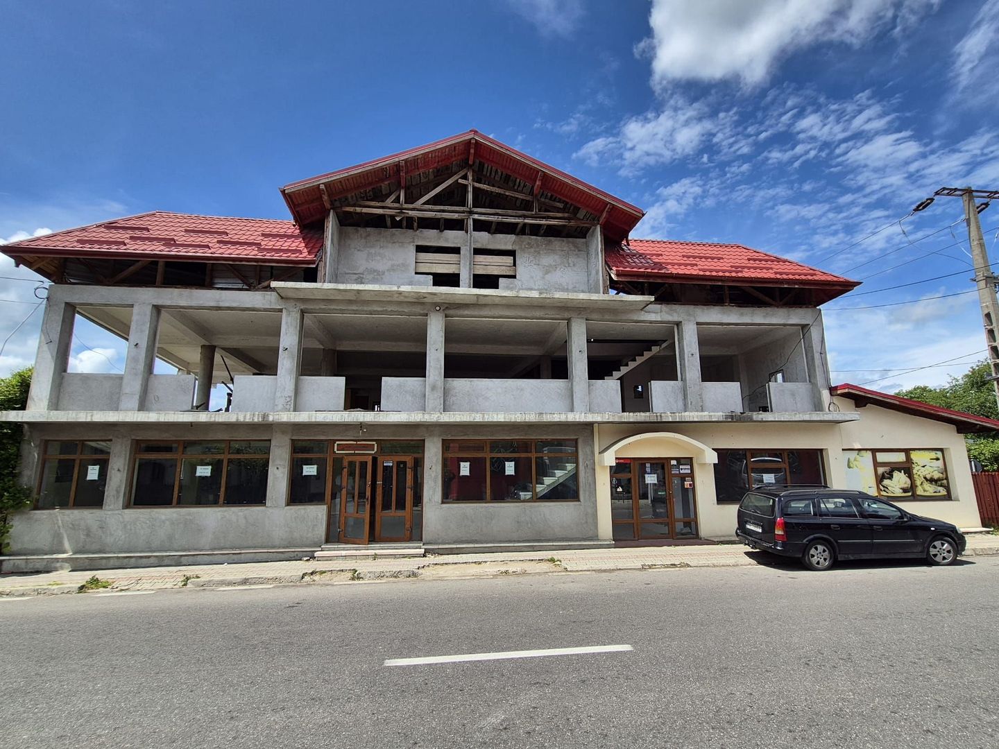 Spatiu comercial+Locuinta 664 mp construiti+anexa 16 mp si teren 845mp - Poză 46