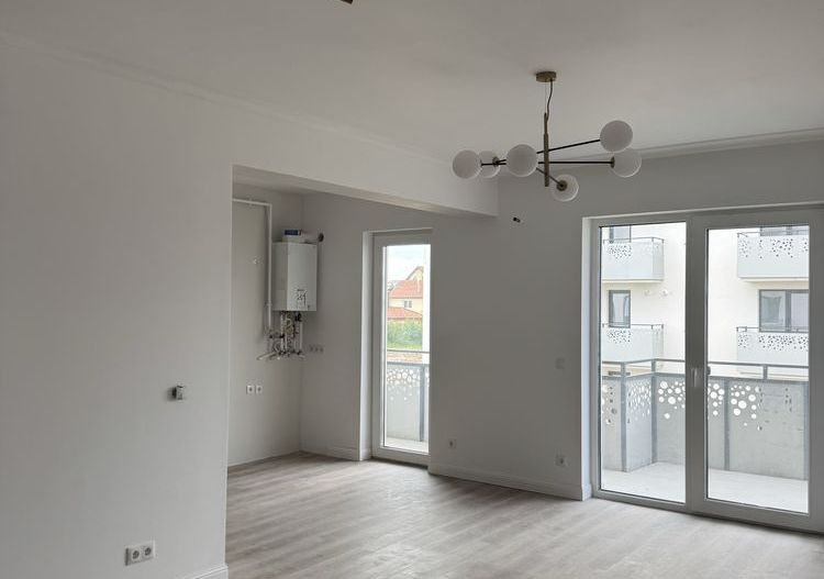 BRASADAS vinde ap 2 cam la etajul 1. - Poză 1