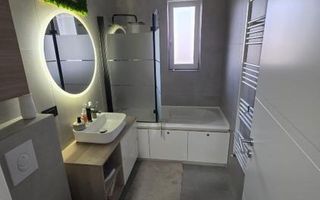 Apartament cu 2 camere  Giroc - Poză 12