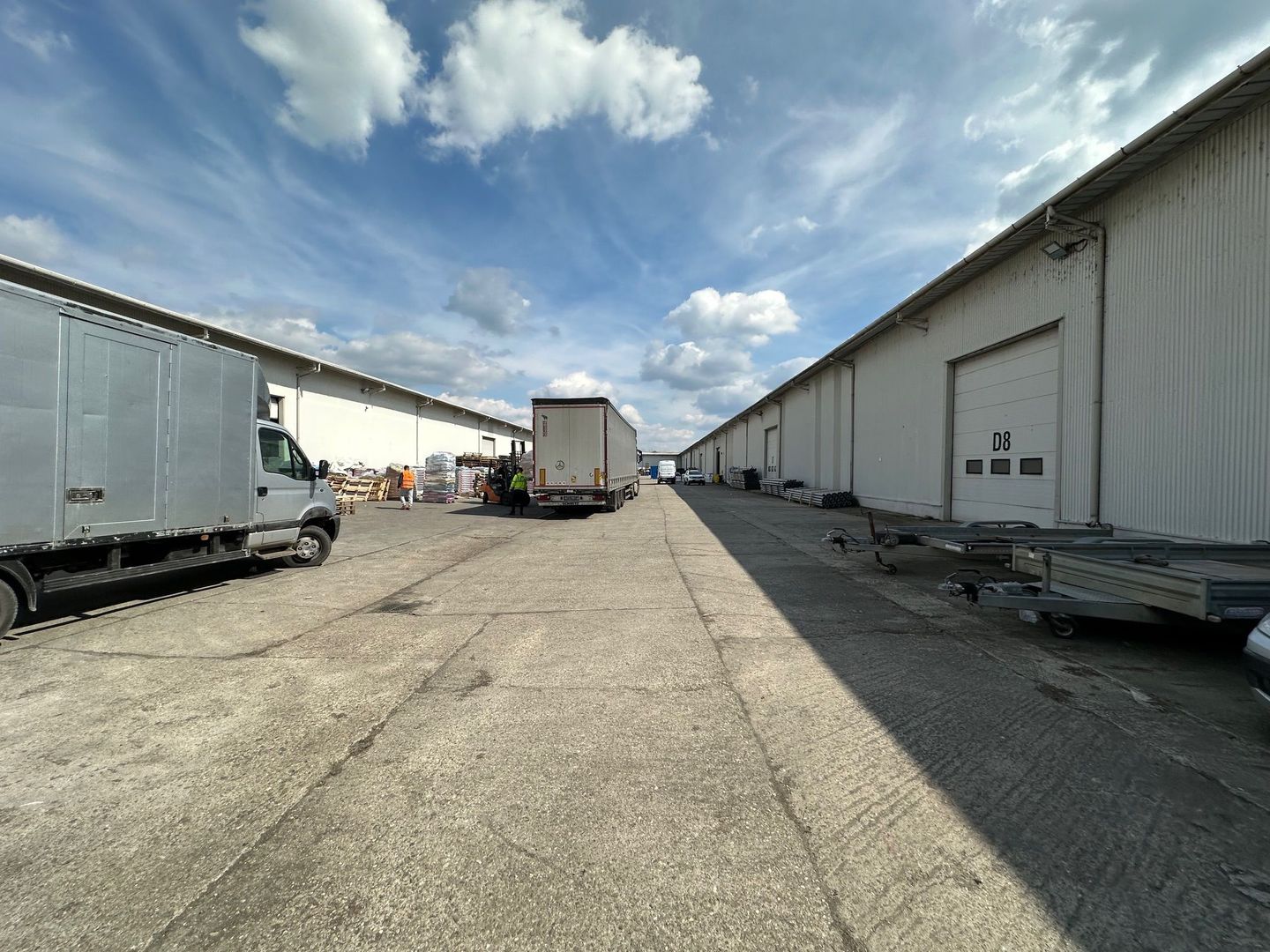 Investment Opportunity  88.410 sq m.  land - Poză 4