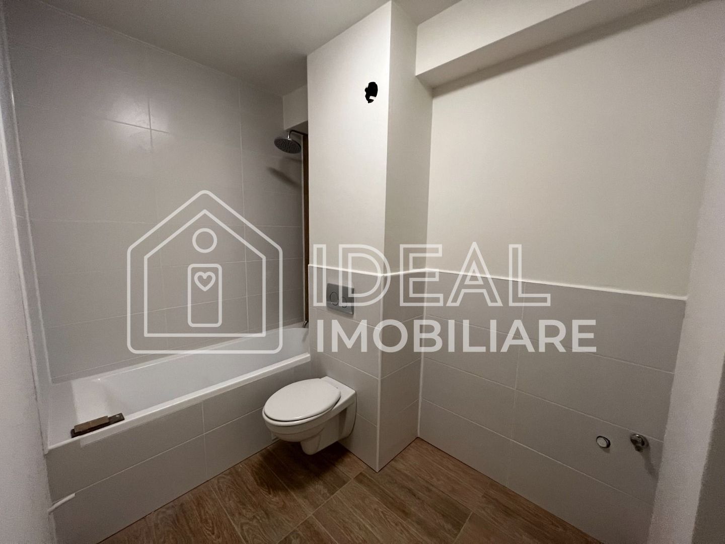 Garsonieră La CHEIE, 37mpu plus balcon - Poză 7