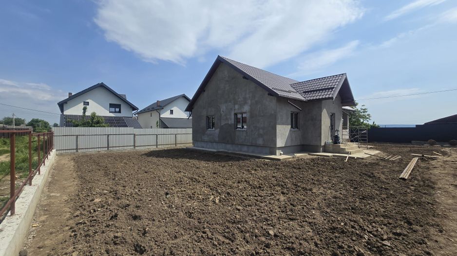 Casă Nouă Modernă de Vânzare –Sărata, Bacău,Confort, Spațiu și Liniste - Poză 4