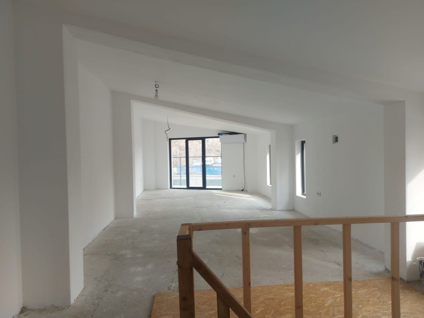Casa Vila 6 camere || Piata Victoriei || Buzesti || Curte Libera 300Mp - Poză 7