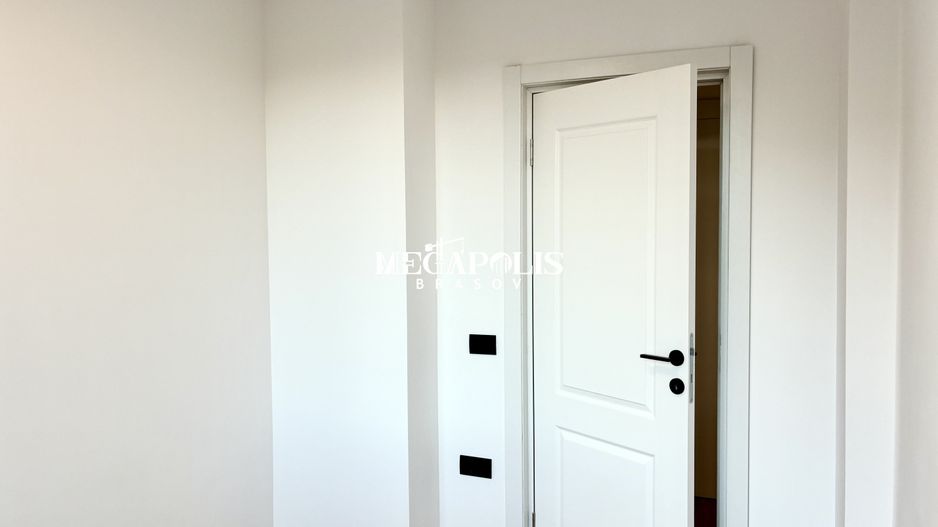 3 Camere / Tractorul / Renovat / Credit - Poză 22