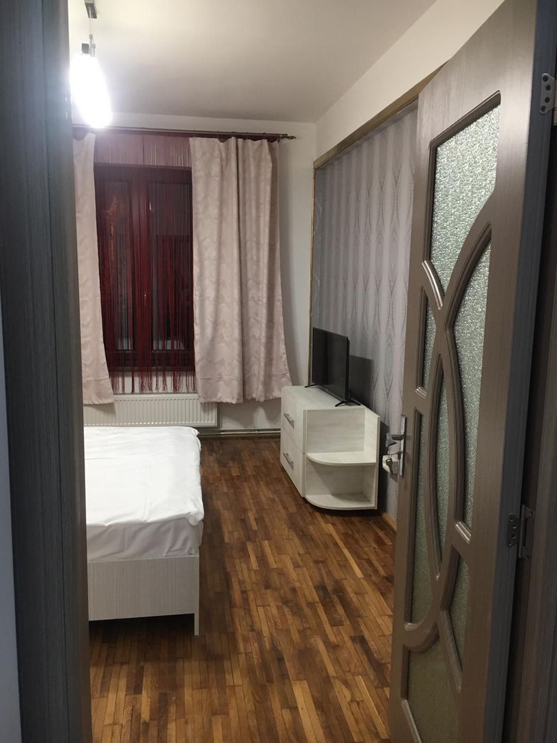Apartament 2 camere Centrul Civic - Poză 11