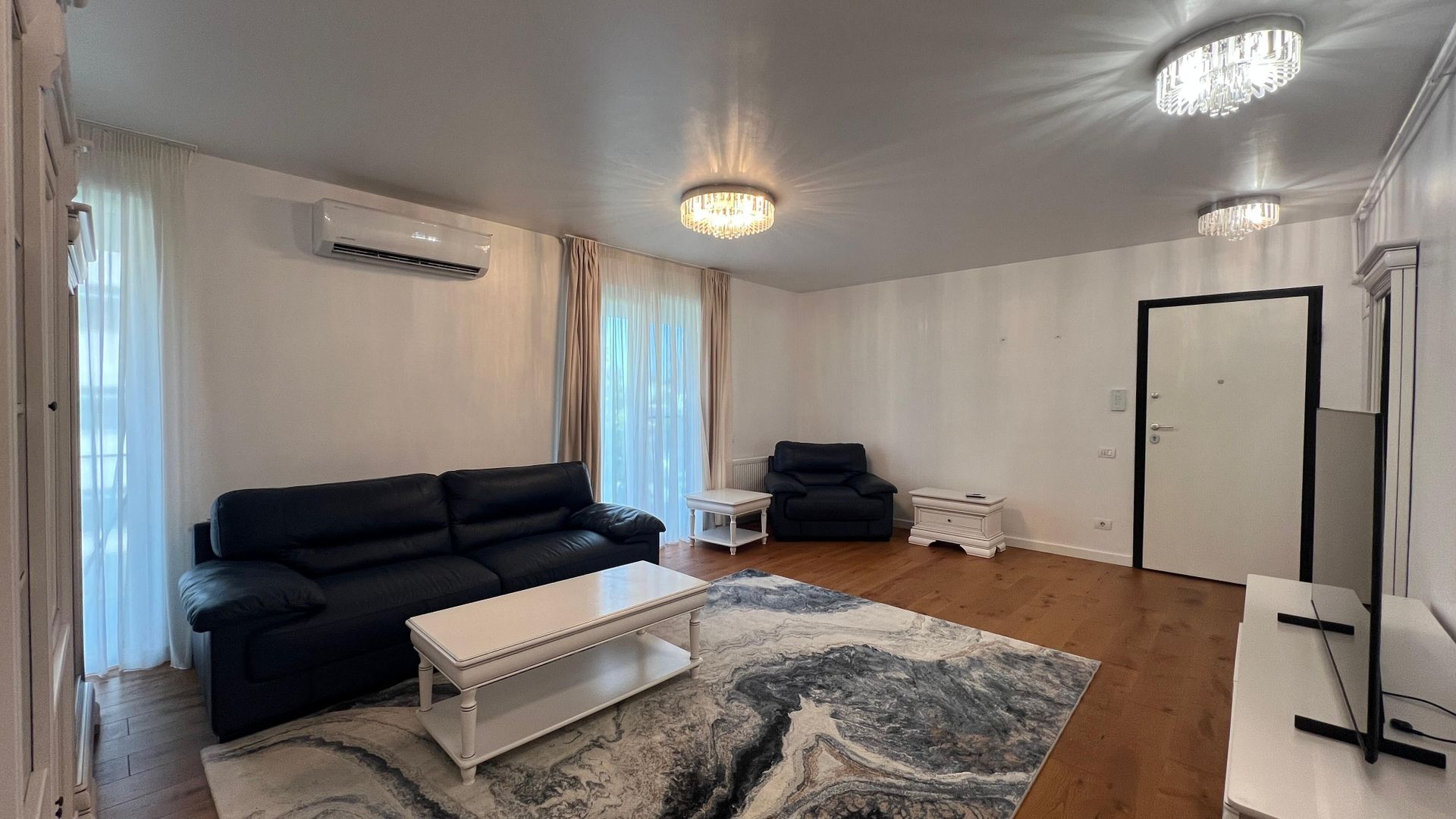 4 camere cu vedere catre parc Herastrau - Poză 1