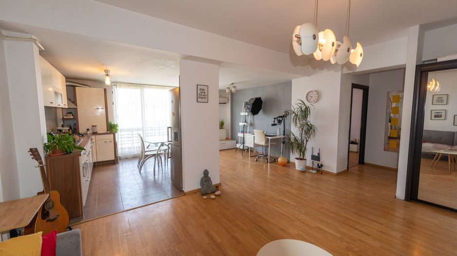 Apartament cu 2 camere de vanzare zona 1 Decembrie 1918 strada Fetesti - Poză 20