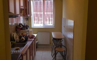 Apartament 2 camere, Central, zona Facultatii de Litere - Poză 4