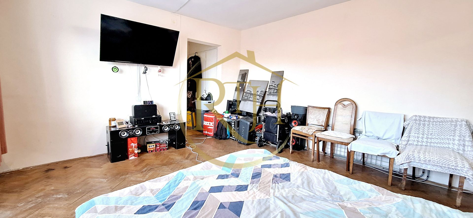 Oferim spre vanzare, Apartament cu 3 camere, Girocului, Sp. Judetean - Poză 4