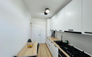 Apartament de vanzare, bloc nou, cu lift, bucatarie separata, dressing - Poză 8