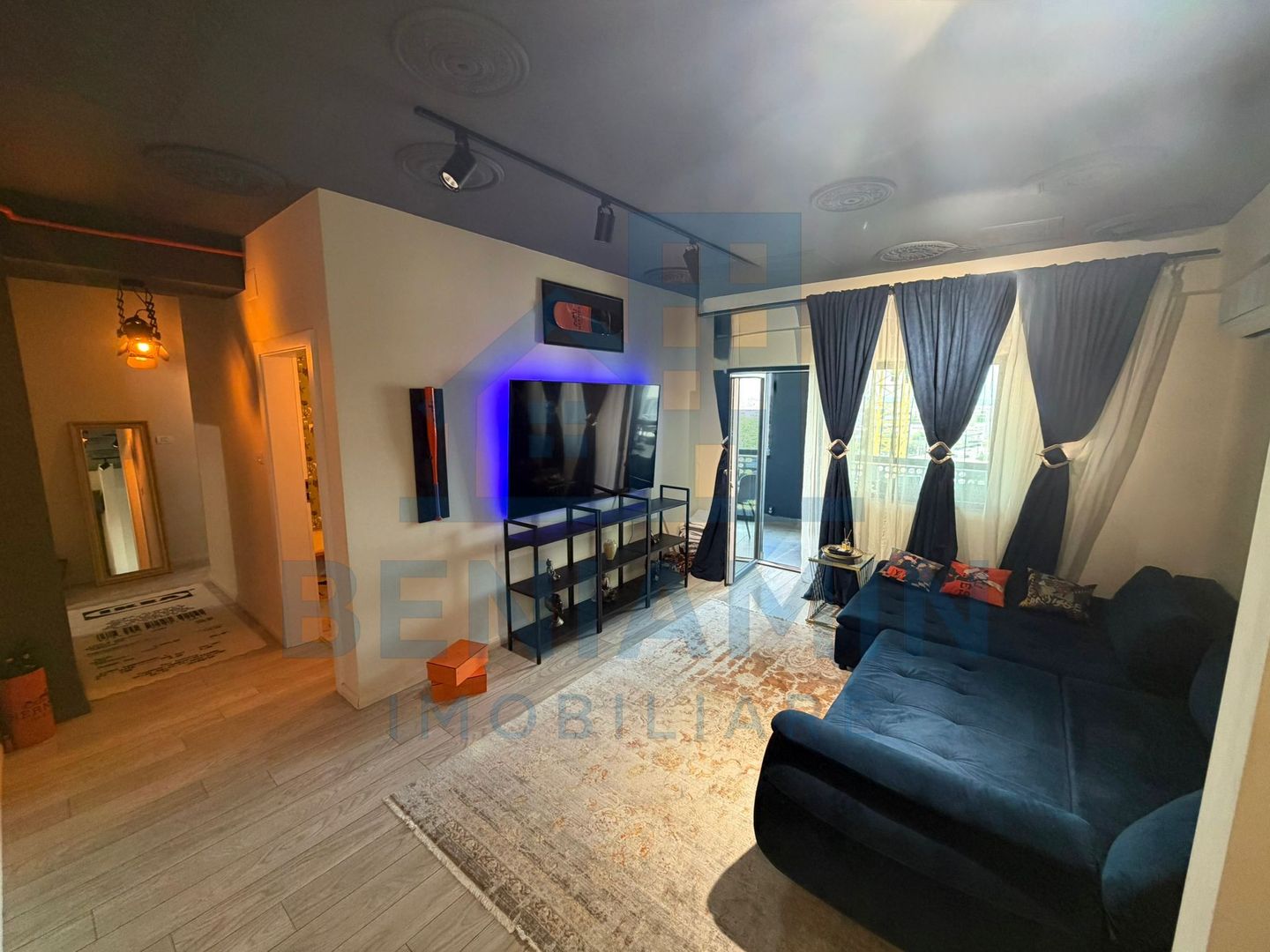 3 camere 83mp bloc 2020 Gloria Residence -Promenada - Poză 1