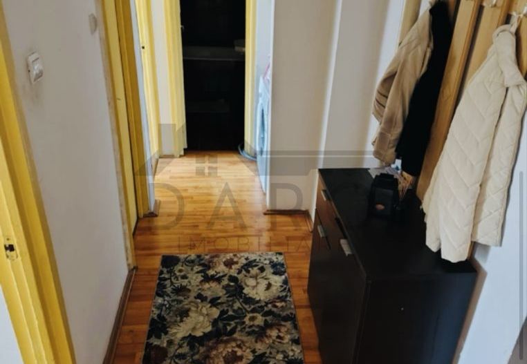 Dau In Chirie Apartament Cu Doua Camere - Poză 5