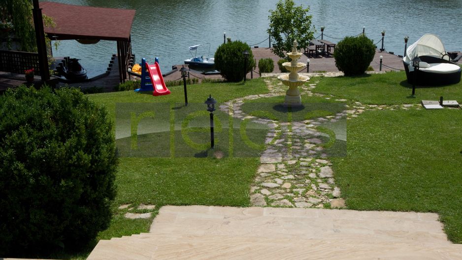 SNAGOV | VILA DE LUX CU 90M DESCHIDERE LA LAC | POZITIE EXCEPTIONALA - Poză 8