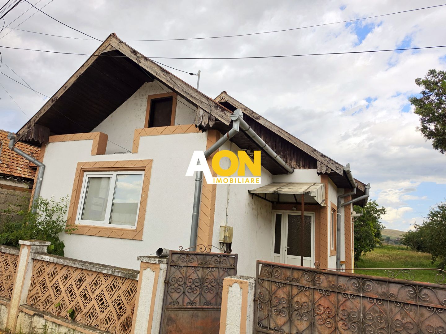 Casa 2 camere, 974 mp teren, Micesti - Poză 12