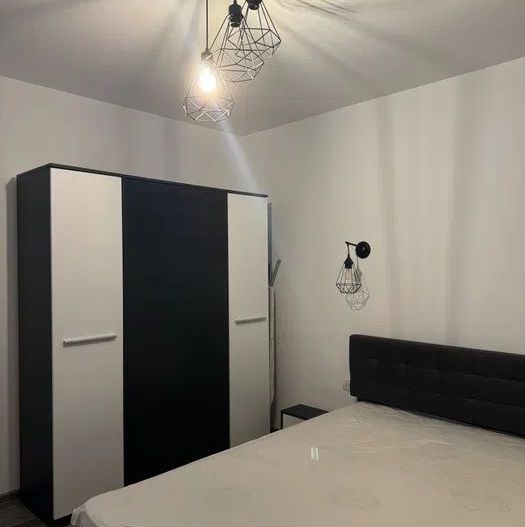 Apartament 2 camere metrou Eroii Revolutiei - Poză 3