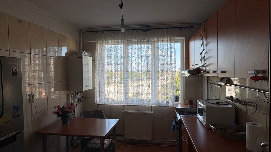 Apartament cu 3 camere - Centrala - Auchan Titan - Metrou 1 Decembrie - Poză 5