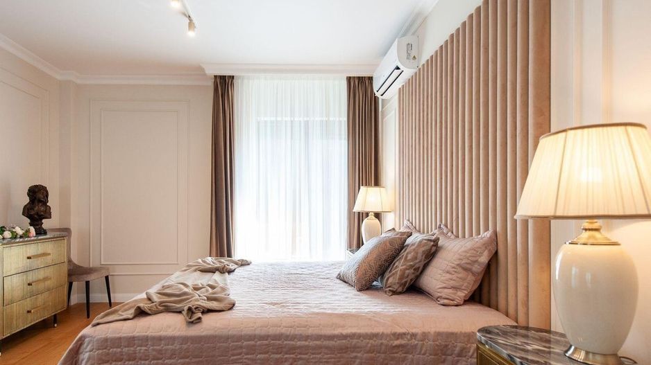 Apartament spațios cu facilități moderne în Băneasa - Poză 12