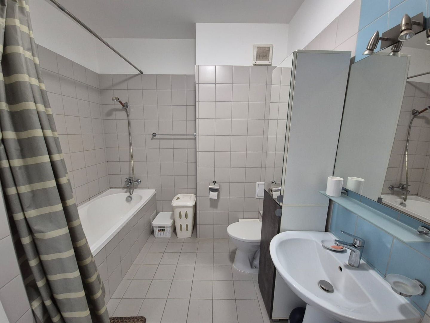 Apartament 2 camere modern, bloc nou, centrala proprie, Ozana - Poză 9