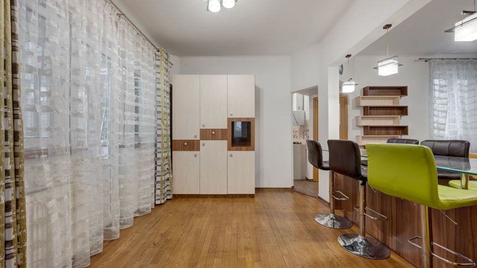 2 Apartamente  in Vila 5 Cam Metrou Basarab Gara de Nord - Poză 4