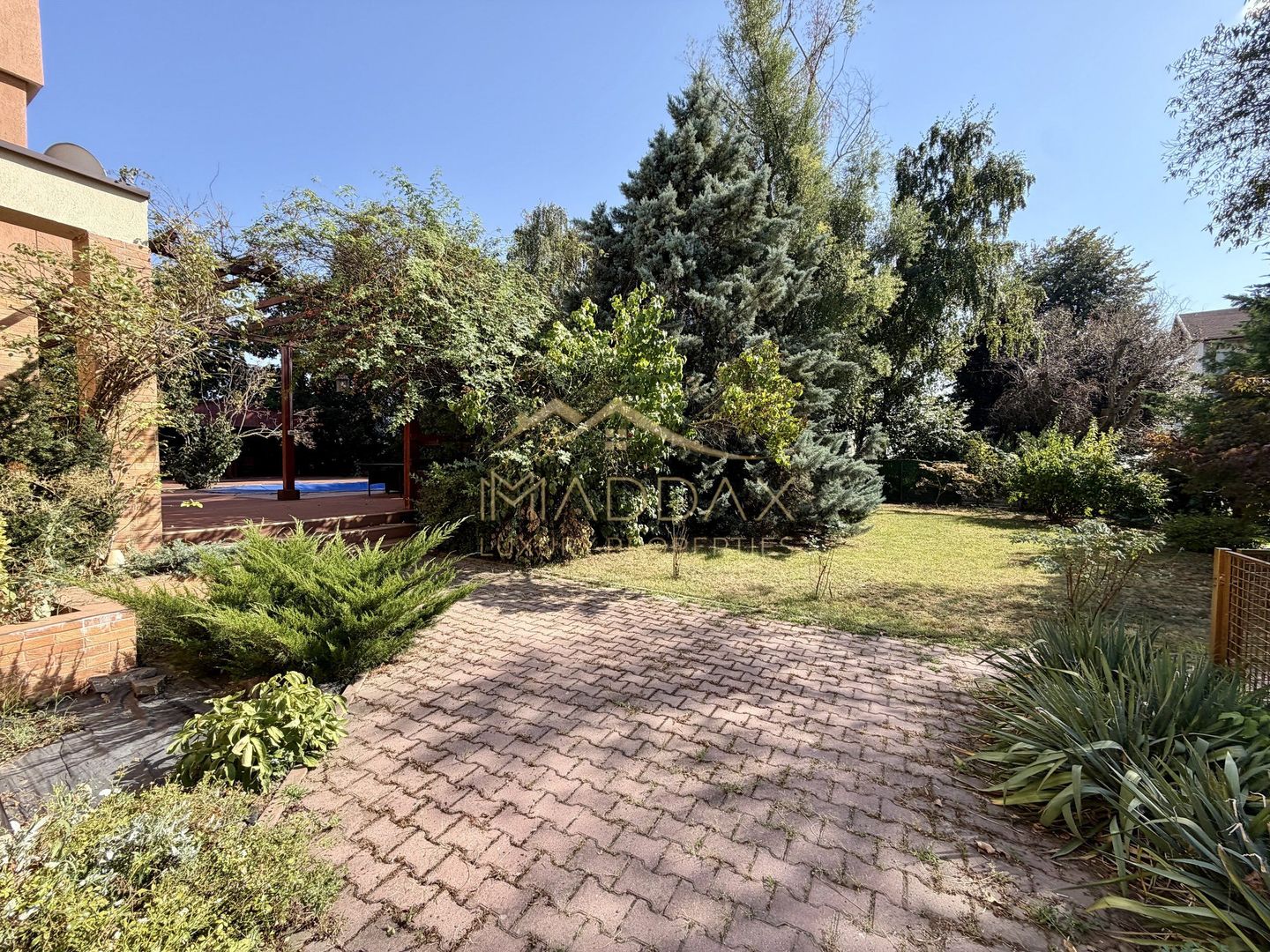 Vila cu 6 camere *485 mpc // *1.670mp teren* // 8 locuri parcare // Sisești - Poză 10