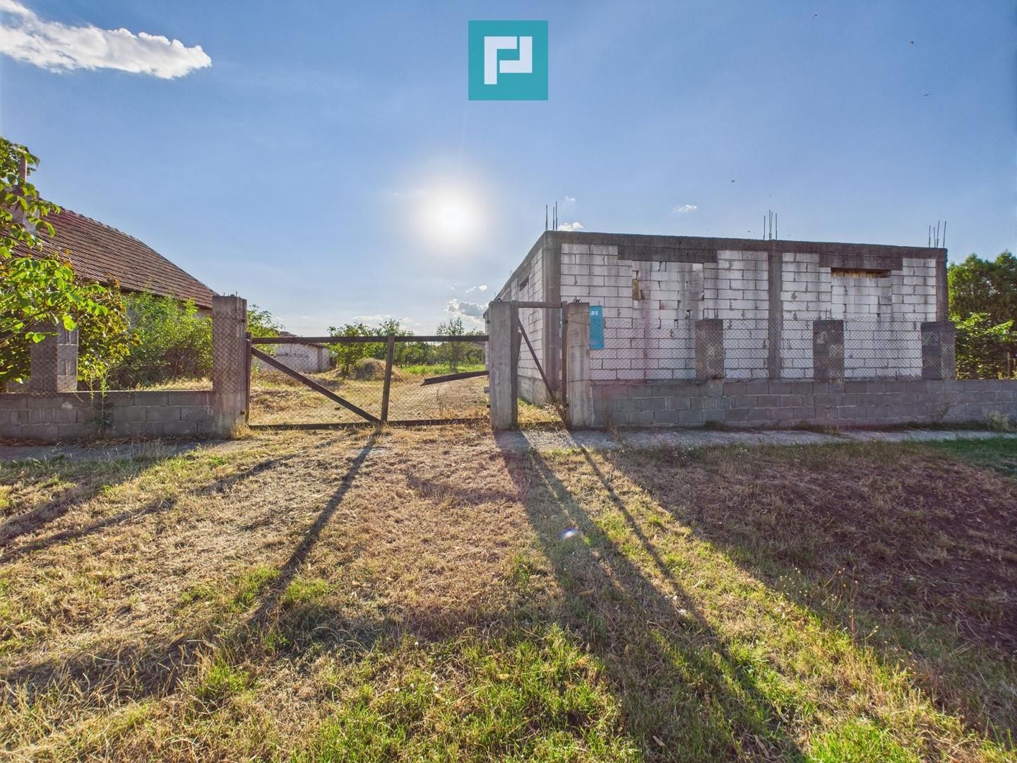 Teren intravilan 1.069 mp în Macea, jud. Arad - Poză 1