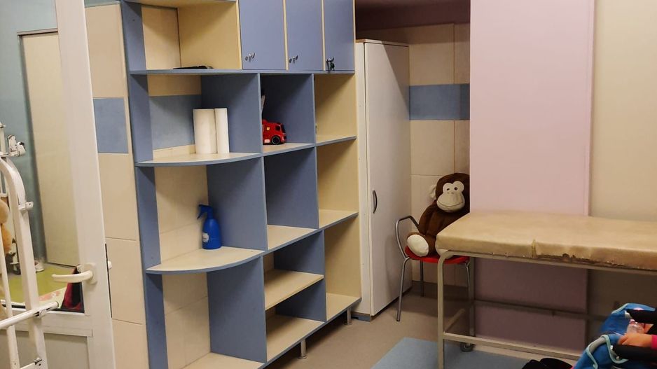 Proprietate versatilă, ideală pentru activități sociale, medicale sau - Poză 10