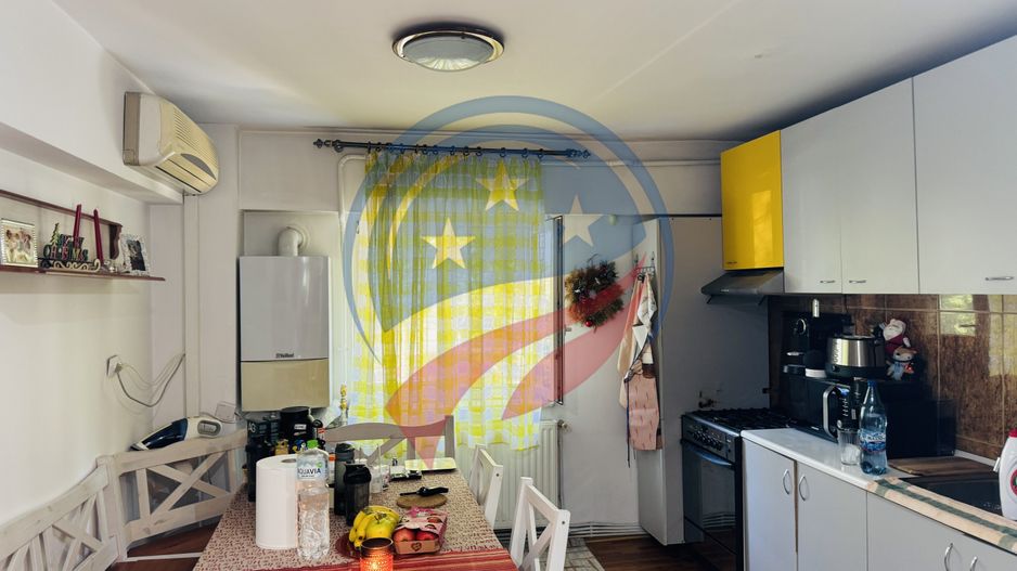 Apartament 4 camere  | Etaj 1/4 | Zona Sărari – Liceul Henri Coandă - Poză 2