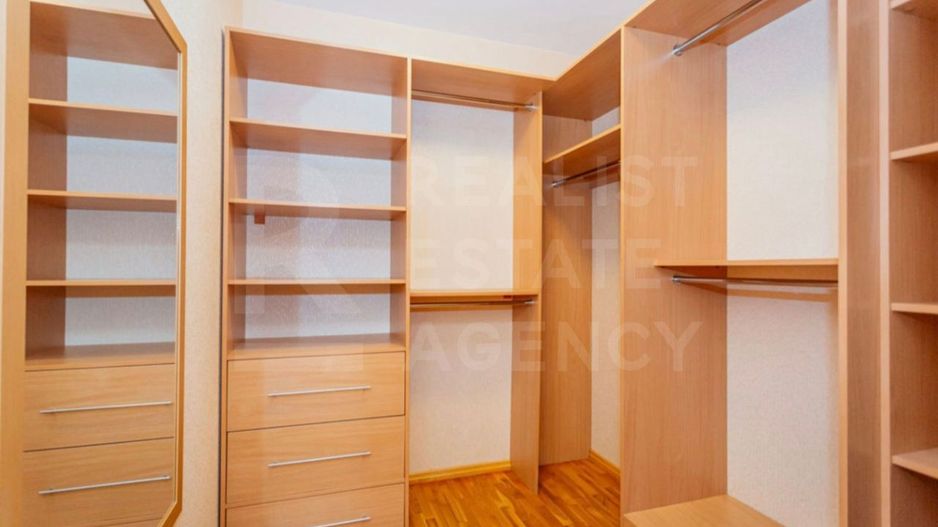 Chirie, casă, 2 nivele, 5 camere, strada  Anton Ablov, Telecentru - Poză 7