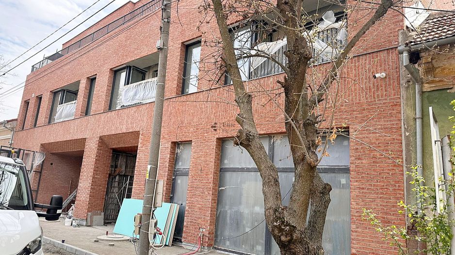 Apartament nou ultracentral 49 mp | Cladire nZeb - Poză 1