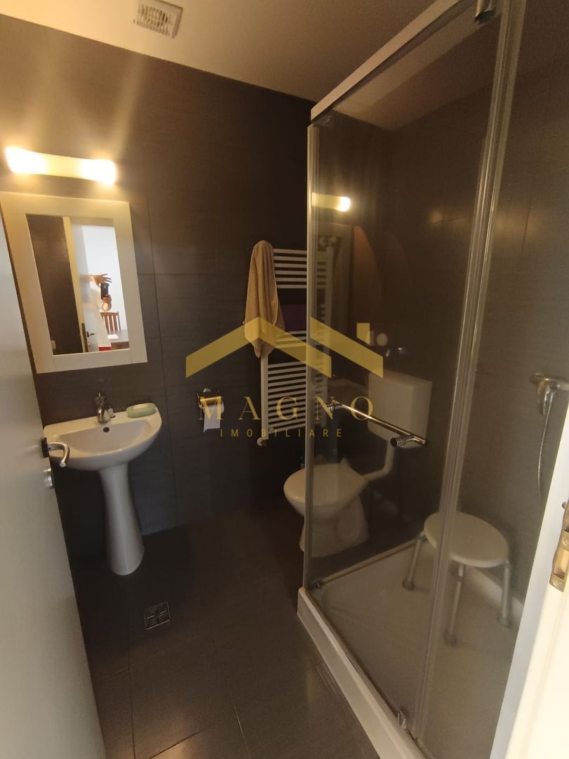 CASA SPATIOASA CU 4 CAMERE CARTIER GRADISTE - Poză 19