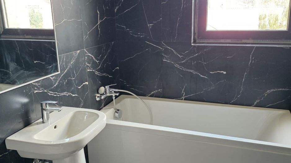 Apartament nou 3 camere - Str. Grigore Voda - zona Brancoveanu. - Poză 9