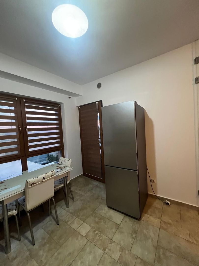 AP. 2 CAMERE- CARTIERUL SOLAR, PARCARE INCLUSA, CENTRALA PROPRIE - Poză 3